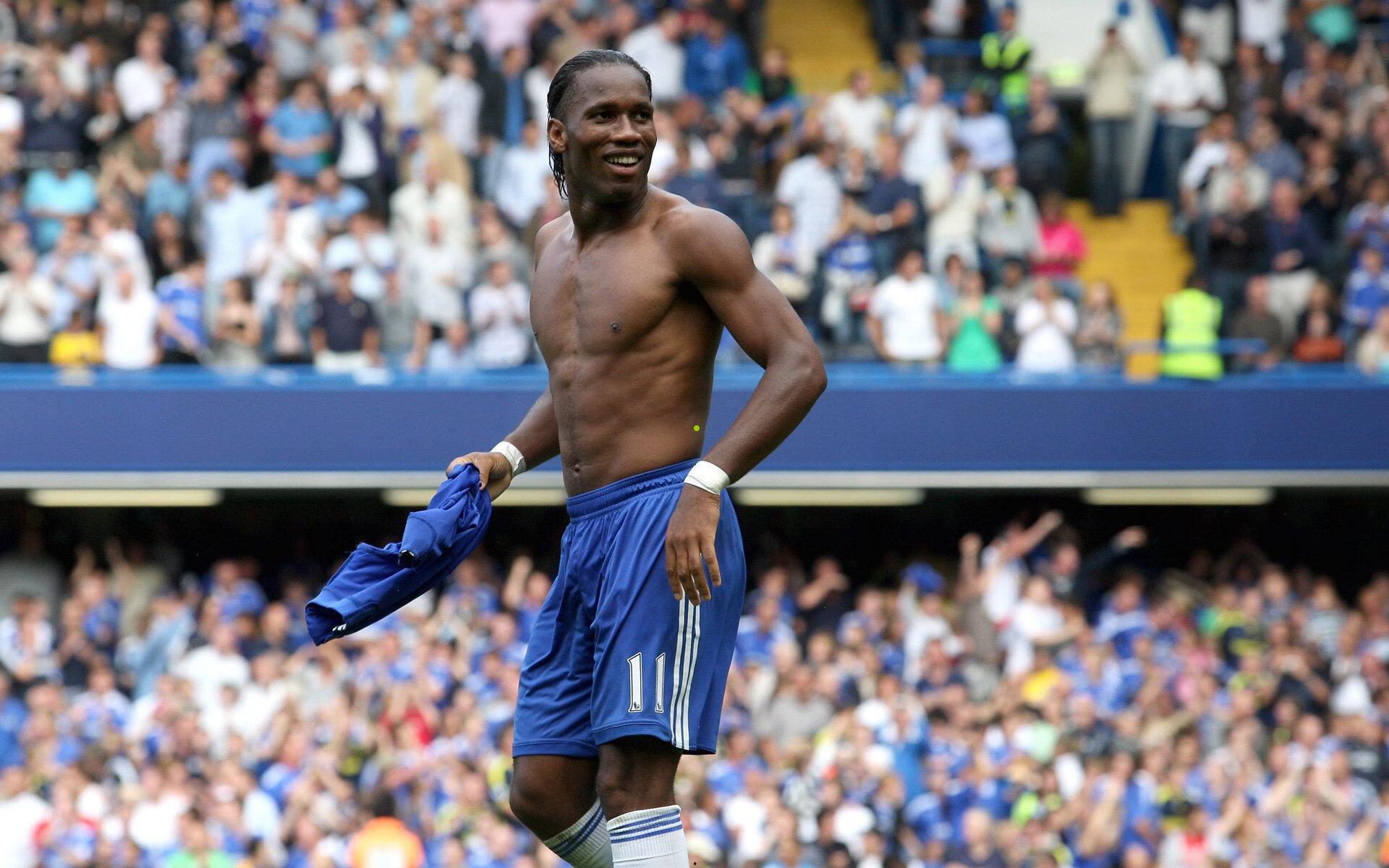 前英超锋霸卡罗尔第六级别首秀黯然，球队2比5遭遇惨败