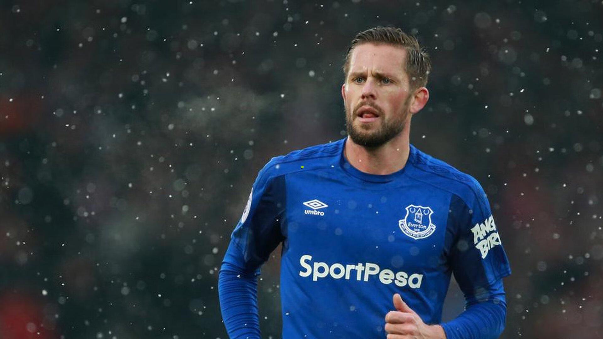 韦斯利实现终生梦想，巴西2号球衣世界杯首发首秀