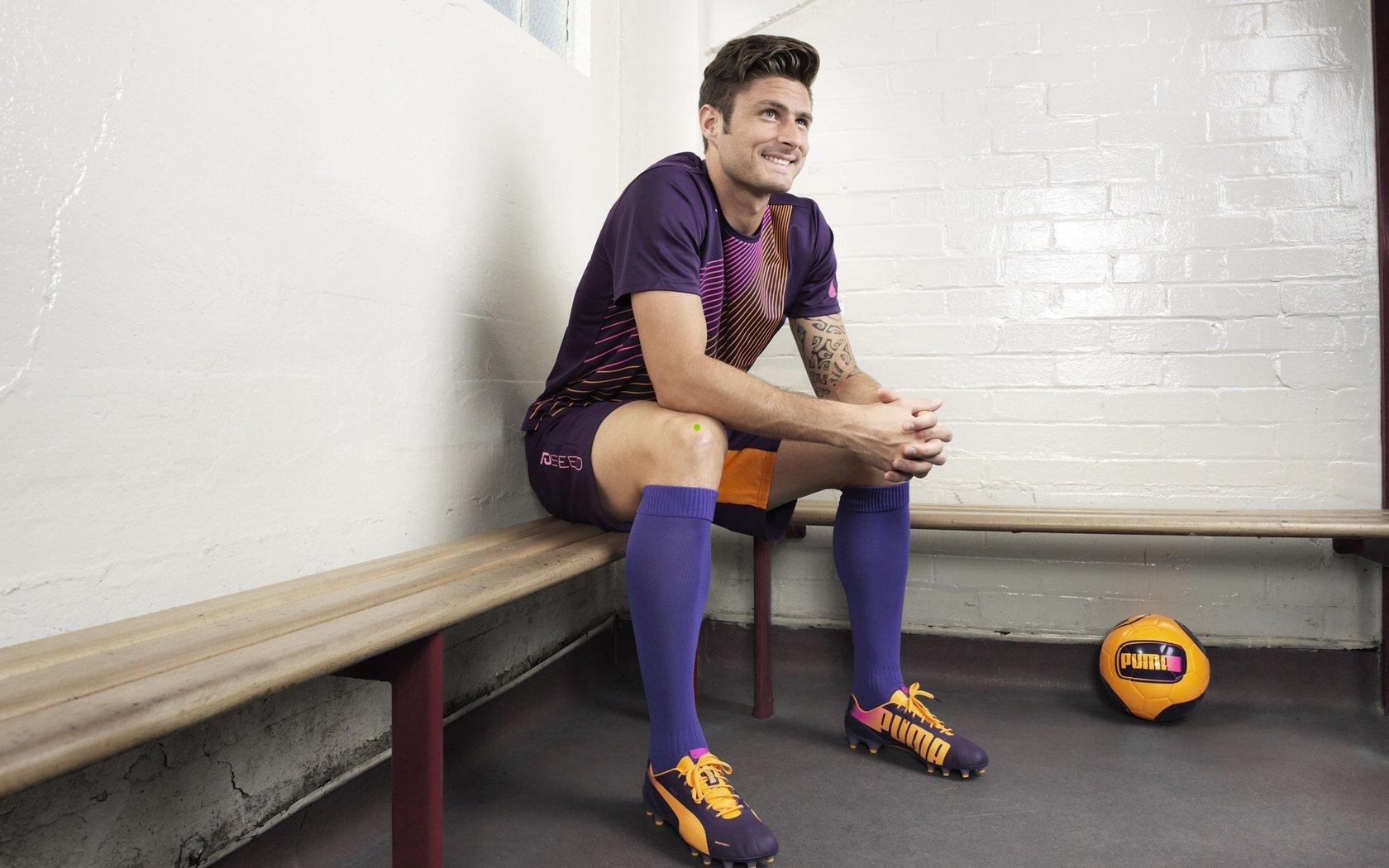 生死战前卡帅玩起躲猫猫 郑智缺战催生三后卫变革？